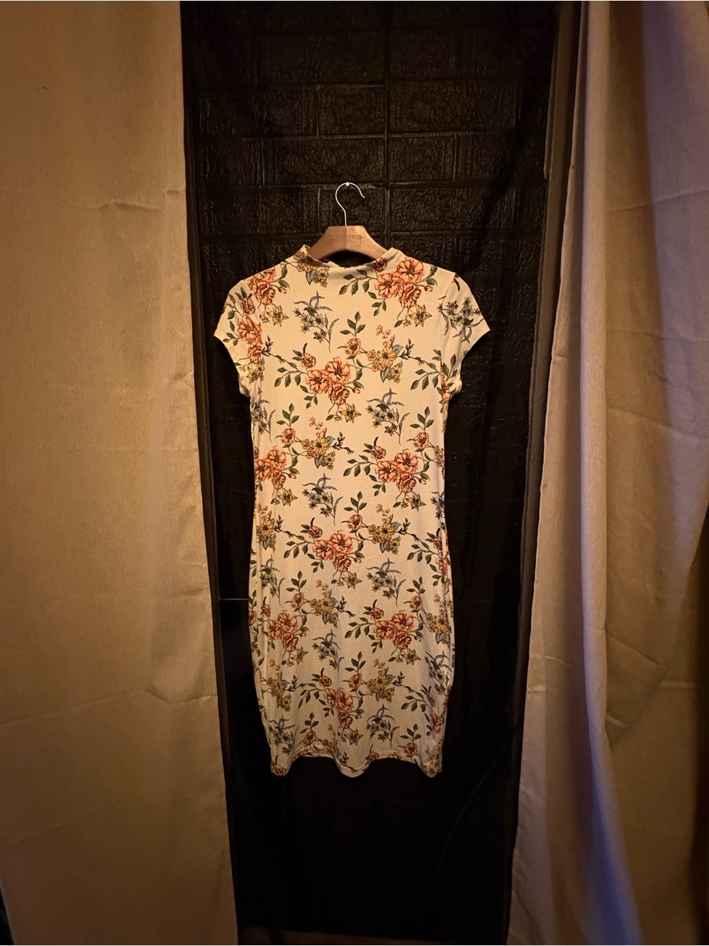 Floral Print Short-Sleeve Midi Dress - Ivory with Peach & Yellow Flowers